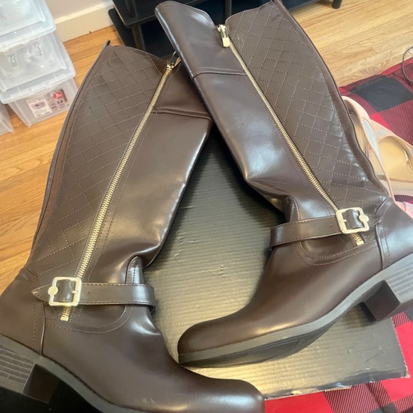 Matched Brown jacket with Liz clayborn boots. New - Picture 9 of 11